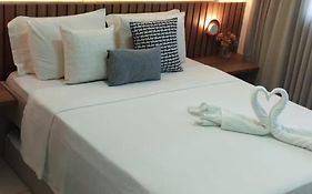 Mana Beach Experience A305